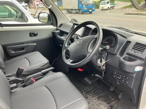Toyota TownAce Van