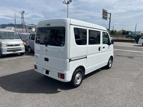 Nissan Clipper