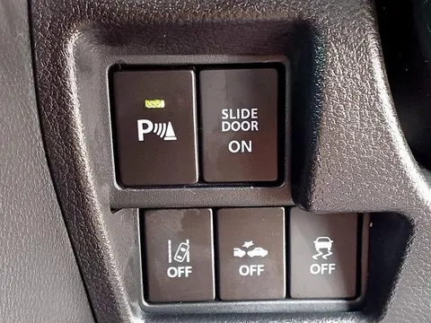 Suzuki Spacia Gear