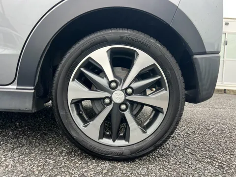 Mitsubishi eK X