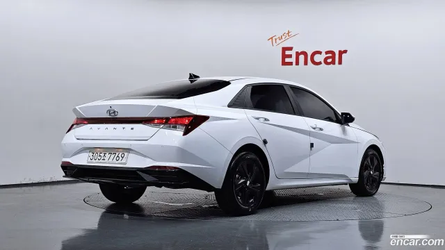 Hyundai Elantra (Avante)