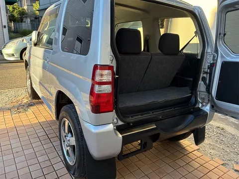 Mitsubishi Pajero Mini