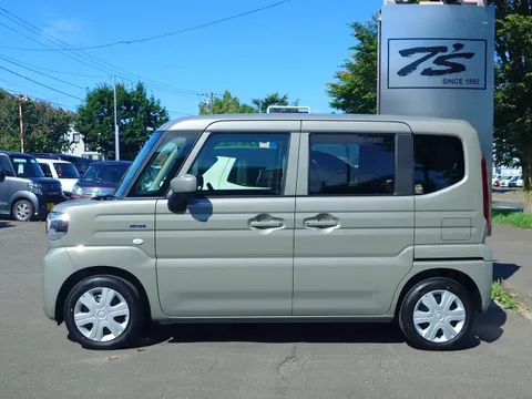 Suzuki Spacia