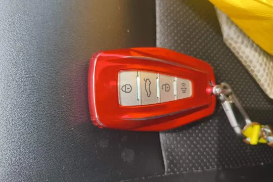 Geely Binray