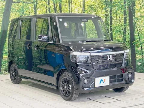 Honda N-BOX Custom