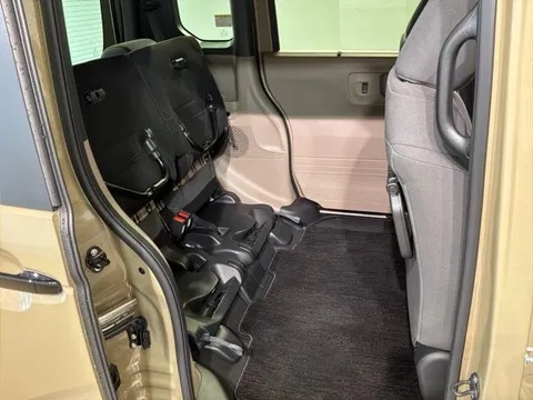 Honda N-BOX Joy