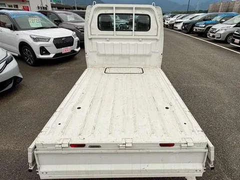 Nissan Clipper Truck