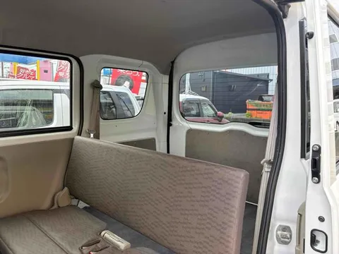 Nissan Clipper