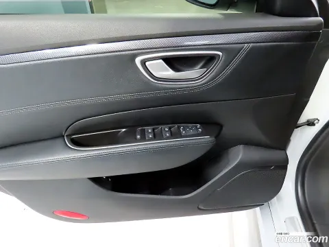 Renault Talisman (SM6)