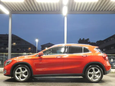 Mercedes-Benz GLA-Class