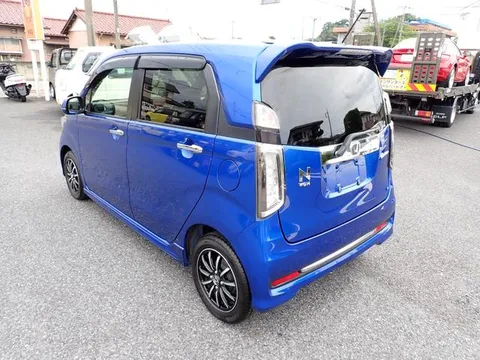 Honda N-WGN Custom