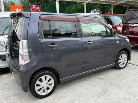Suzuki Wagon R Stingray