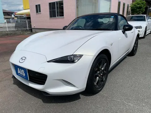 Mazda MX-5 (Roadster)