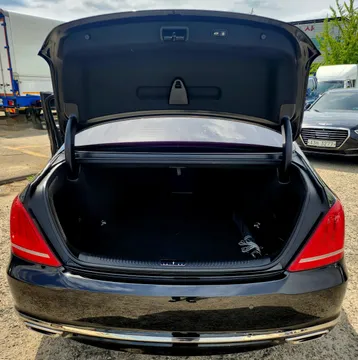 Genesis G90 (EQ900)
