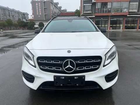 Mercedes-Benz GLA-Class