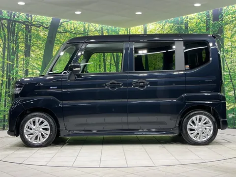 Suzuki Spacia Custom