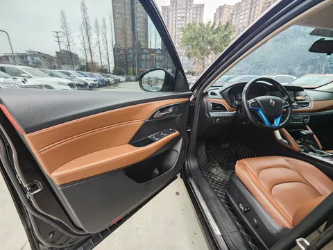 Borgward BX7