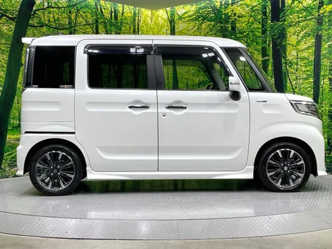 Suzuki Spacia Custom