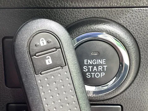 Daihatsu Mira Tocot