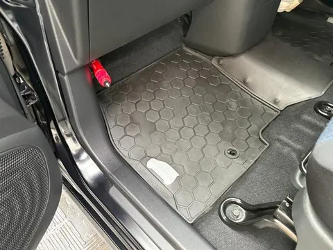 Mitsubishi eK X