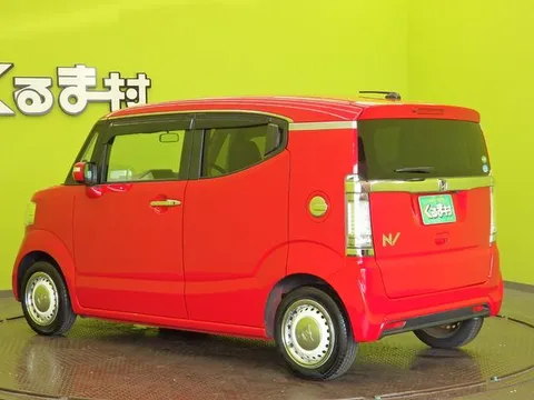 Honda N-BOX Slash