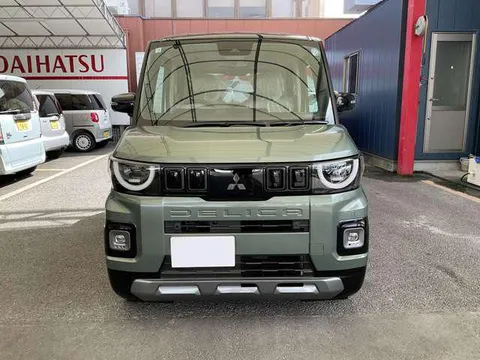 Mitsubishi Delica Mini
