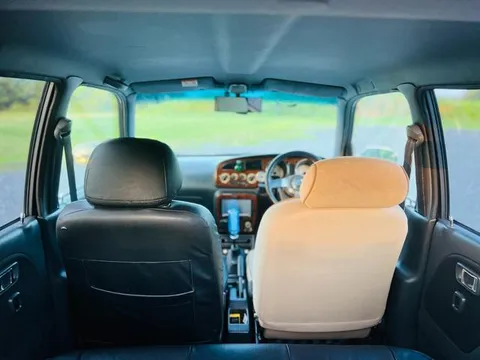 Daihatsu Mira Gino