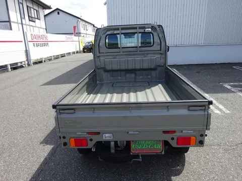 Nissan Clipper Truck