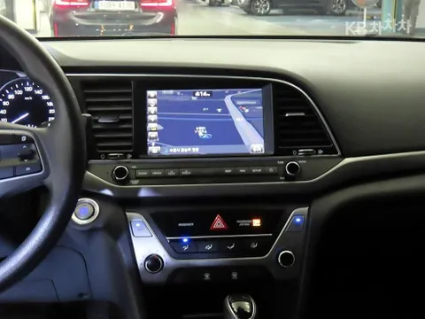 Hyundai Elantra (Avante)