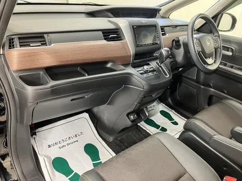 Honda Freed Plus
