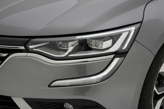 Renault Talisman (SM6)