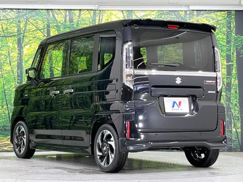 Suzuki Spacia Custom