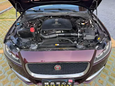 Jaguar XFL