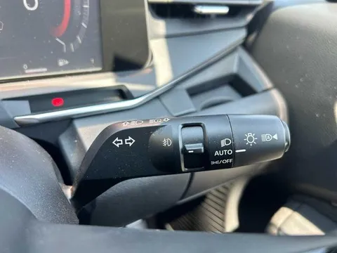 Nissan Note Aura