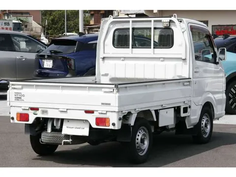 Nissan Clipper Truck