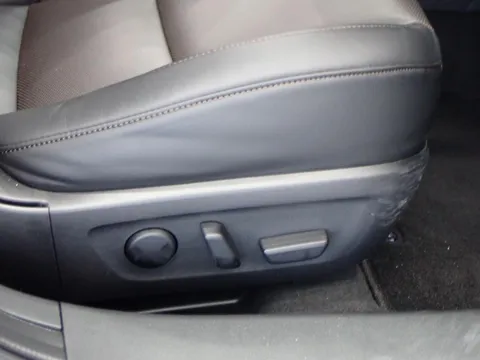Mazda MAZDA3 Sedan