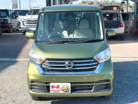 Nissan Dayz Roox