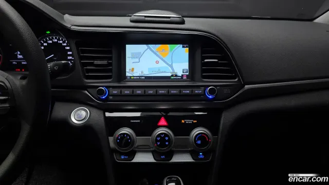 Hyundai Elantra (Avante)
