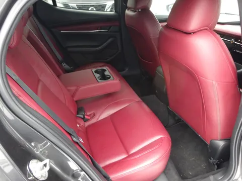 Mazda MAZDA3 Fastback