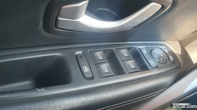 Renault SM3