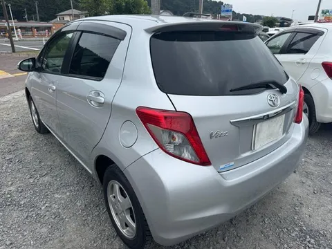 Toyota Yaris (Vitz)