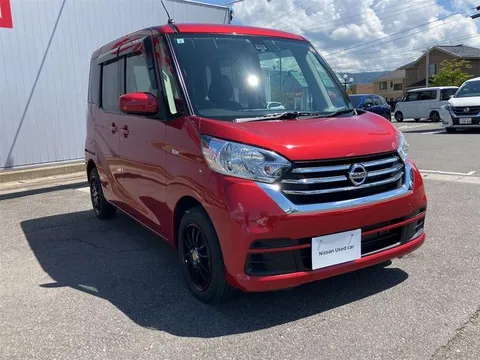 Nissan Dayz Roox