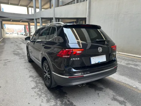 Volkswagen Tiguan L