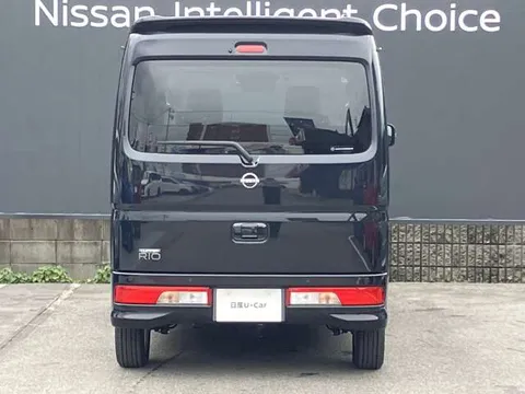 Nissan Clipper Rio