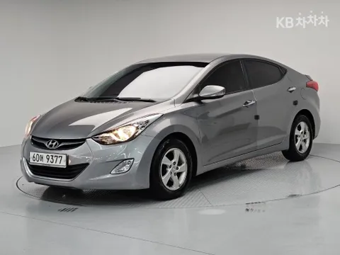 Hyundai Elantra (Avante)
