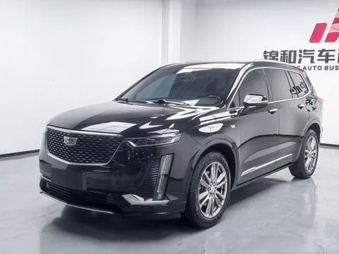 Cadillac XT6