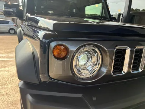 Suzuki Jimny Nomade