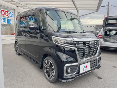 Suzuki Spacia Custom