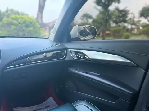 Cadillac ATS-L