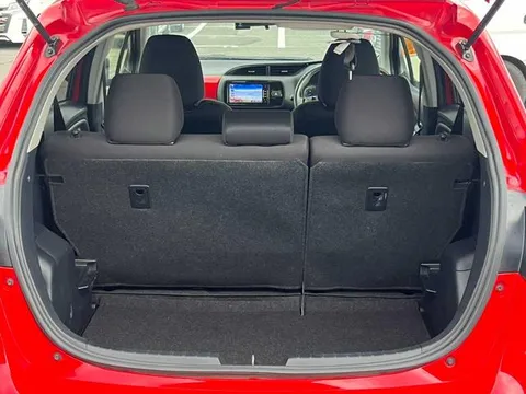 Toyota Yaris (Vitz)